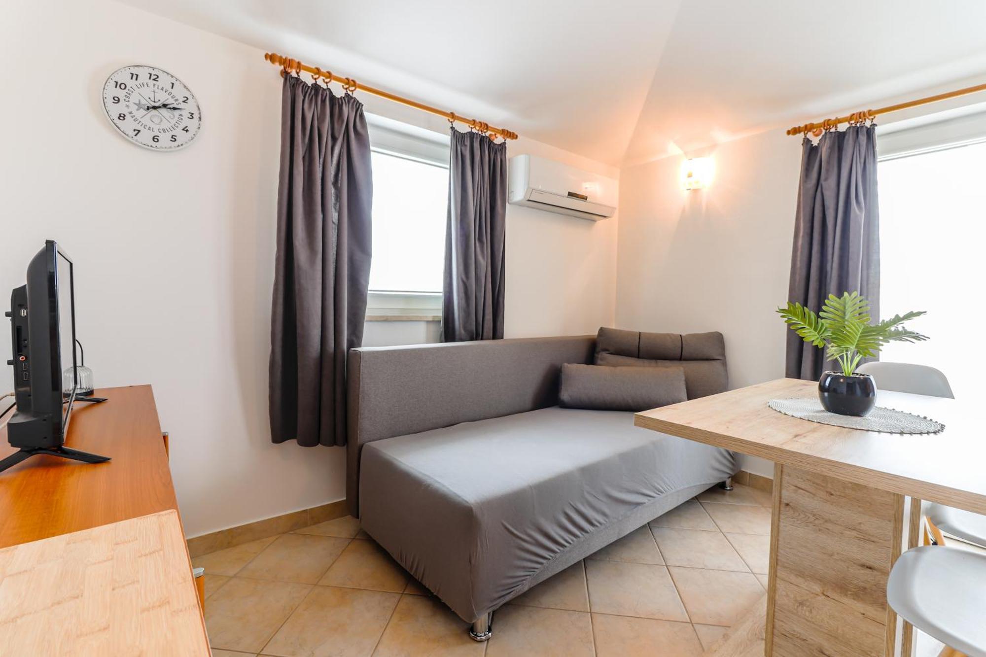 Sunshine Apartments Funtana With Balcony And Sea View Esterno foto